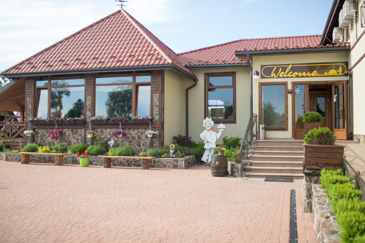 Hotel & Restaurant Complex Hap-Ok Brodki Exterior photo